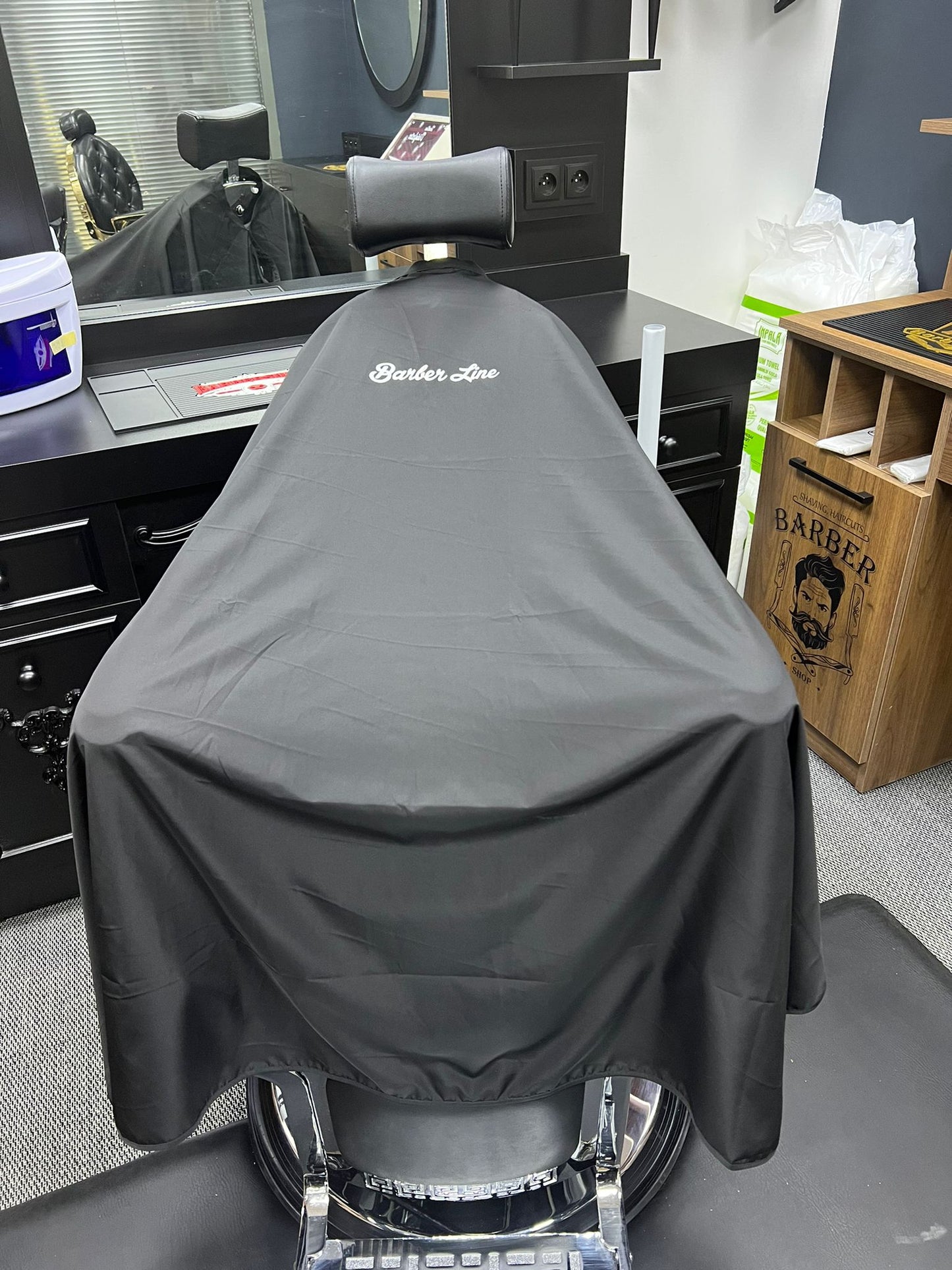 CAPE DE COIFFURE BARBER LINE