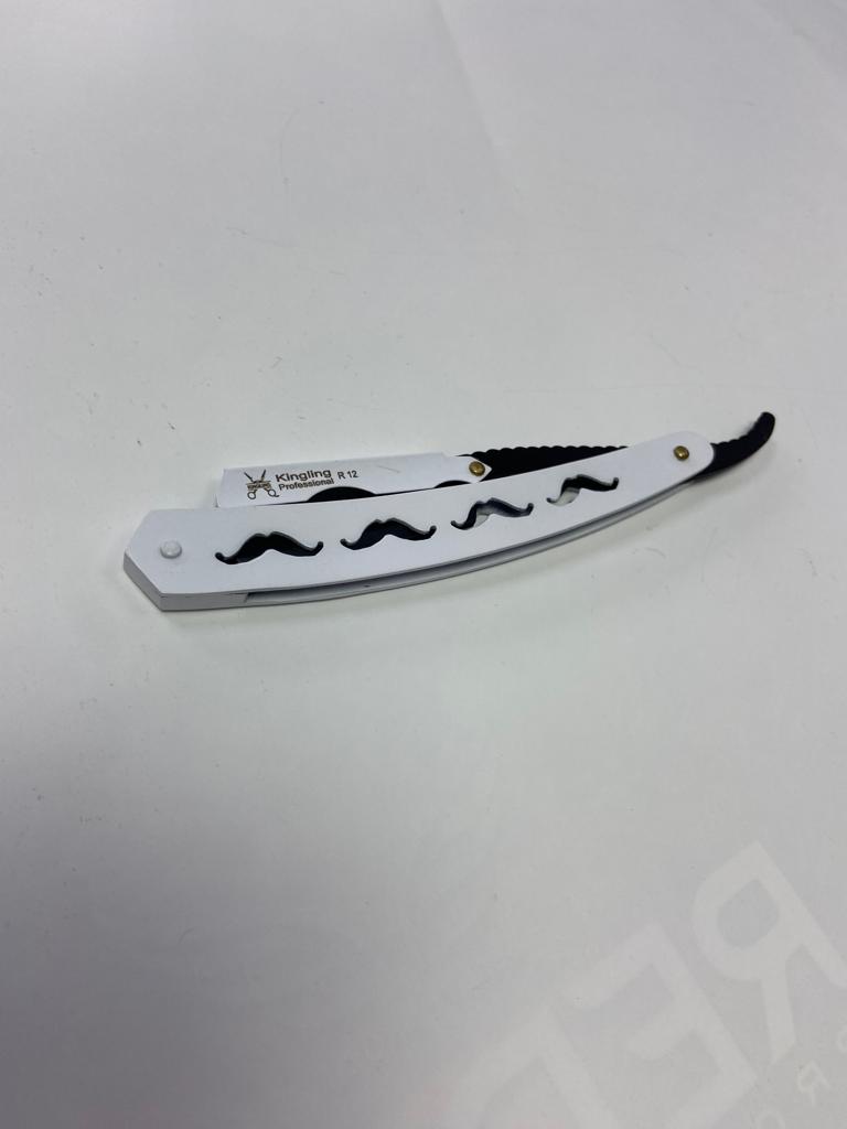 RASOIR A LAME MOUSTACHE