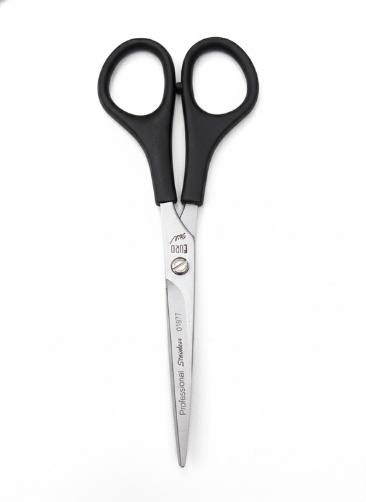 Ciseaux à manche en plastique taille 5.5